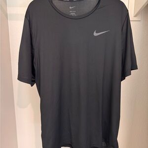 Nike Men's Dri-FIT Legend Black Tee